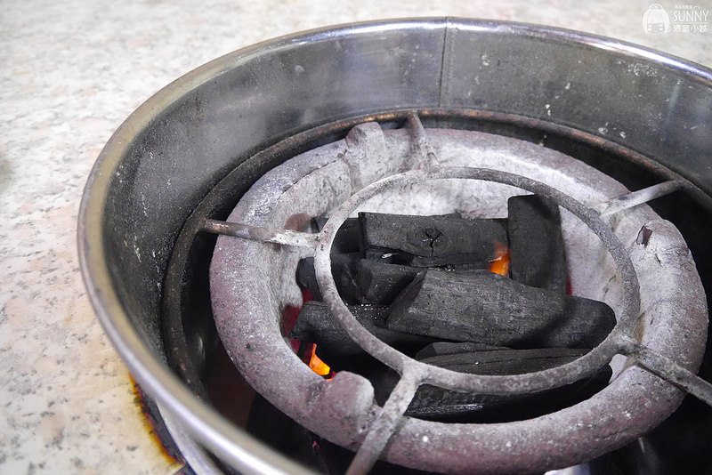 嘉義市好吃的薑母鴨-重慶路霸味薑母鴨 嘉義市好吃的薑母鴨-重慶路霸味薑母鴨