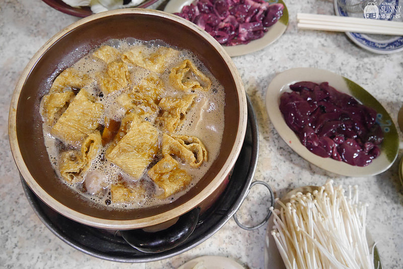 嘉義市好吃的薑母鴨-重慶路霸味薑母鴨 嘉義市好吃的薑母鴨-重慶路霸味薑母鴨