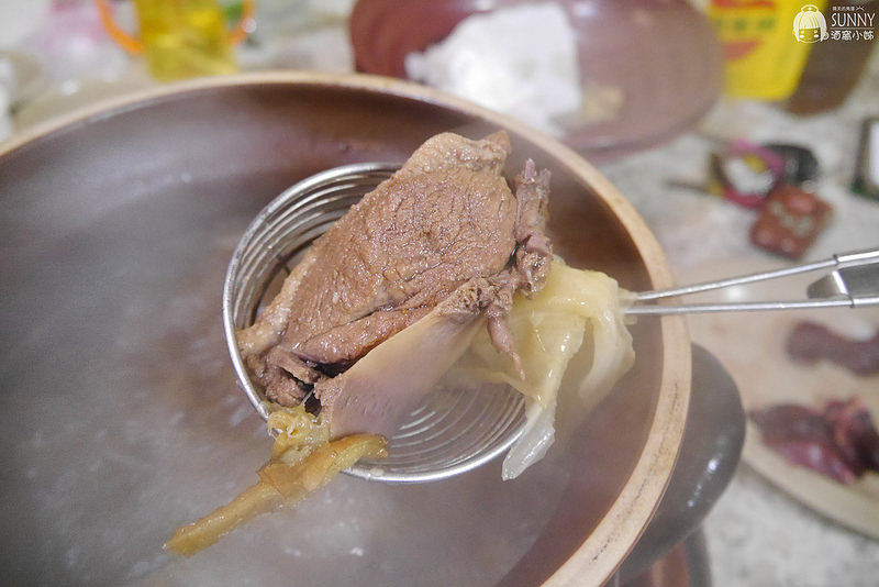 嘉義市好吃的薑母鴨-重慶路霸味薑母鴨 嘉義市好吃的薑母鴨-重慶路霸味薑母鴨