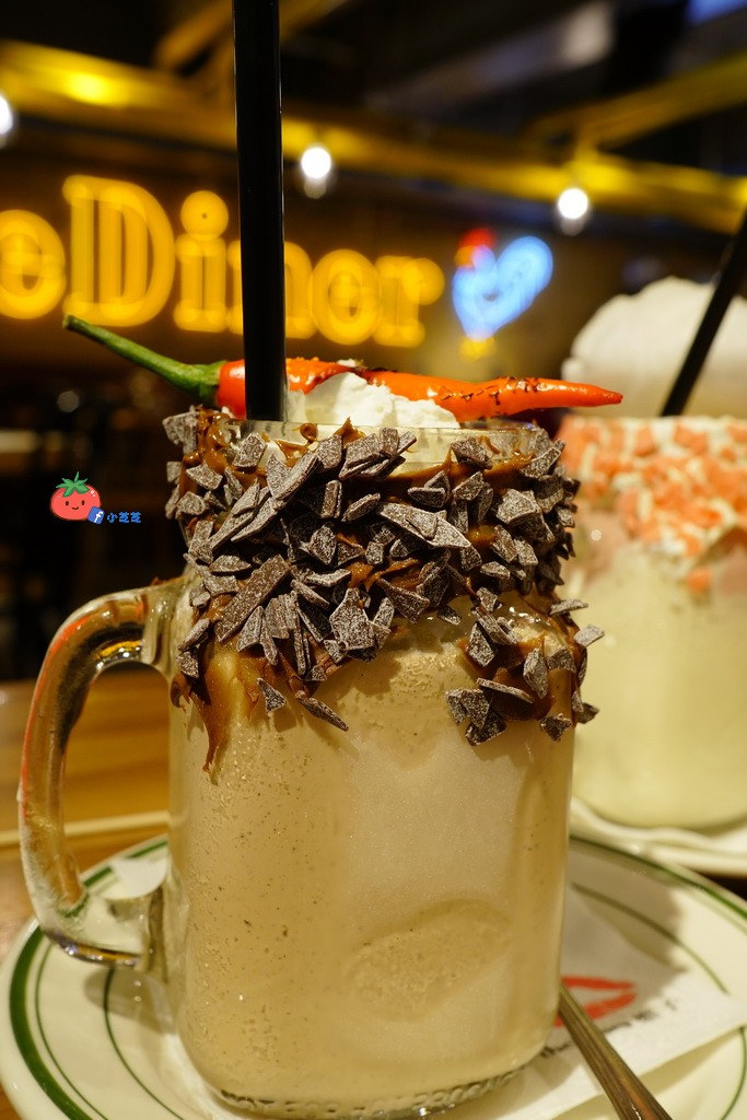 信義區ATT美食 漢堡 樂子 THE DINNER