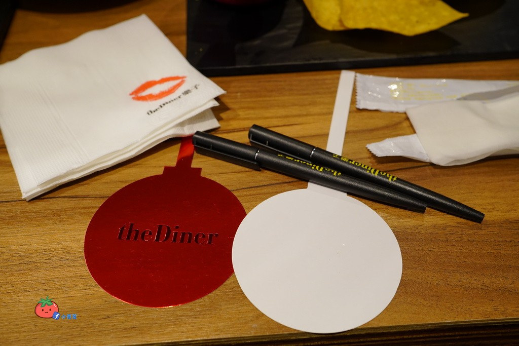 信義區ATT美食 漢堡 樂子 THE DINNER