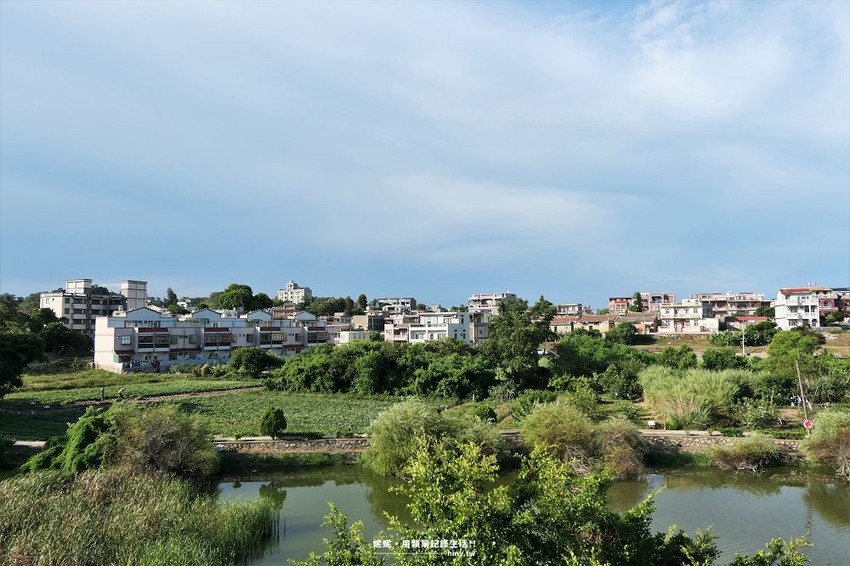 旅遊。金門★風光明媚的古崗湖風景區 登梁山觀止一覽古崗湖全貌 - 妮妮˙ˇ˙用類單記錄生活!!