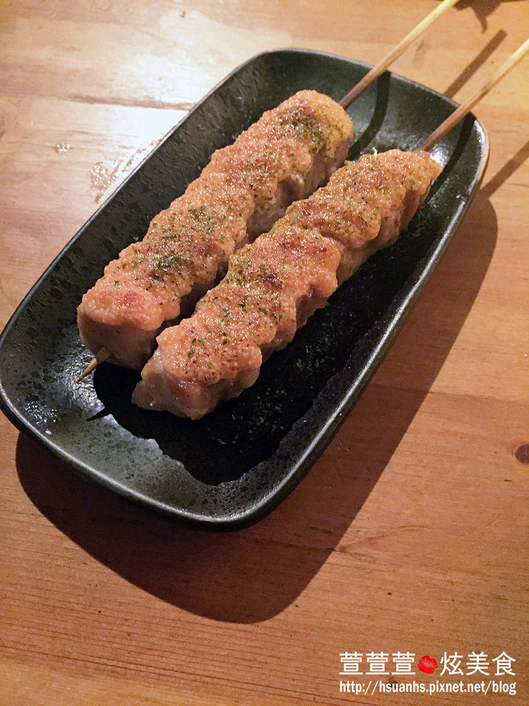 【台北】一串（串燒•酒場）。東區居酒屋 推薦鹽烤雞腿肉蔥串、和風牛肉串、明太子雞腿肉串