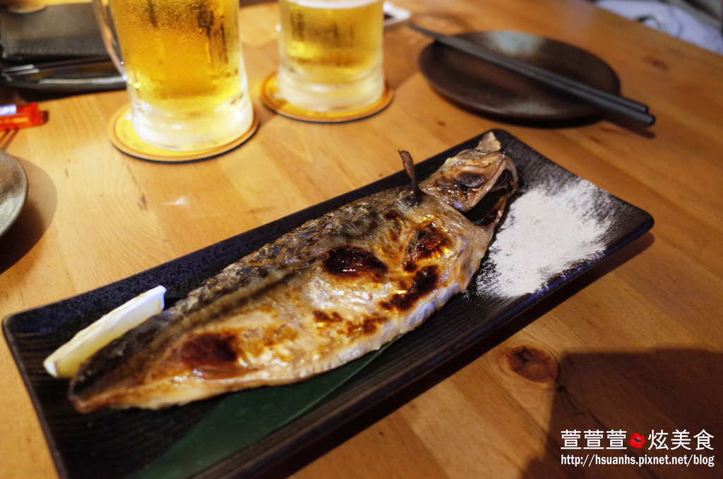 【台北】一串（串燒•酒場）。東區居酒屋 推薦鹽烤雞腿肉蔥串、和風牛肉串、明太子雞腿肉串