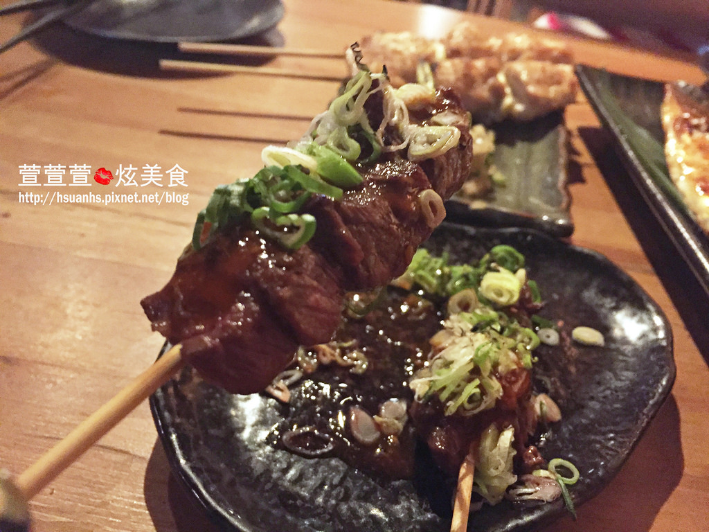 【台北】一串（串燒•酒場）。東區居酒屋 推薦鹽烤雞腿肉蔥串、和風牛肉串、明太子雞腿肉串