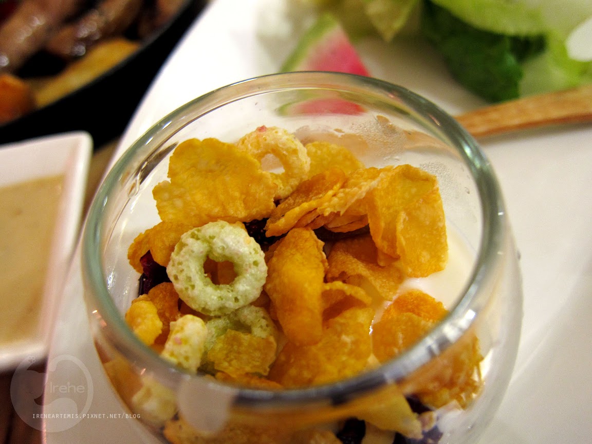 捷運南京復興站 | 鬥牛士brunch ．全日供應大份量早午餐 / 完全顛覆刻版印象的好吃軟嫩骰子牛肉