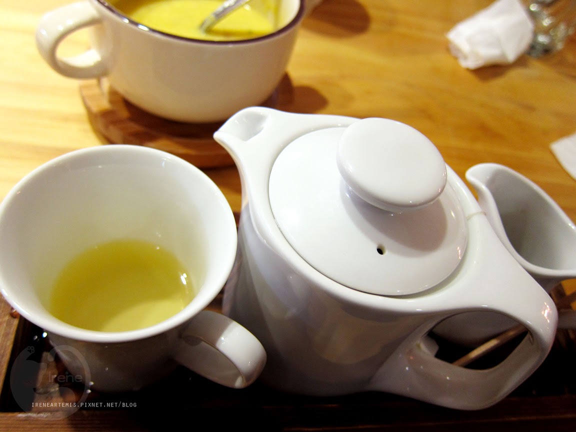 捷運南京復興站 | 鬥牛士brunch ．全日供應大份量早午餐 / 完全顛覆刻版印象的好吃軟嫩骰子牛肉