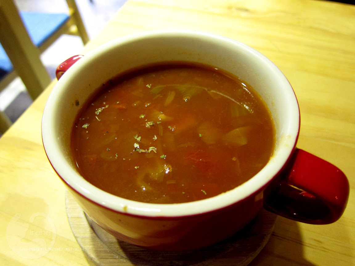 捷運南京復興站 | 鬥牛士brunch ．全日供應大份量早午餐 / 完全顛覆刻版印象的好吃軟嫩骰子牛肉