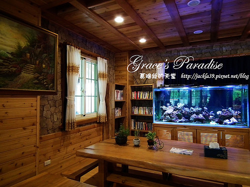 DSCF0083_nEO_IMG DSCF0083_nEO_IMG