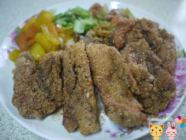 【體驗】超厚切雞排飯-藏匿於戰區的綠園餐館