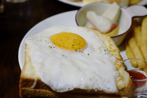 新北板橋 Puchi Loft 小倉庫 - 近新埔站的早午餐店,鄉野風