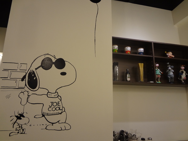 亞丁尼義式麵屋：1021124[官本金文愛台灣口碑券第17彈]亞丁尼義式麵屋整盤麵比月亮還大難怪史努比都住進來不想走