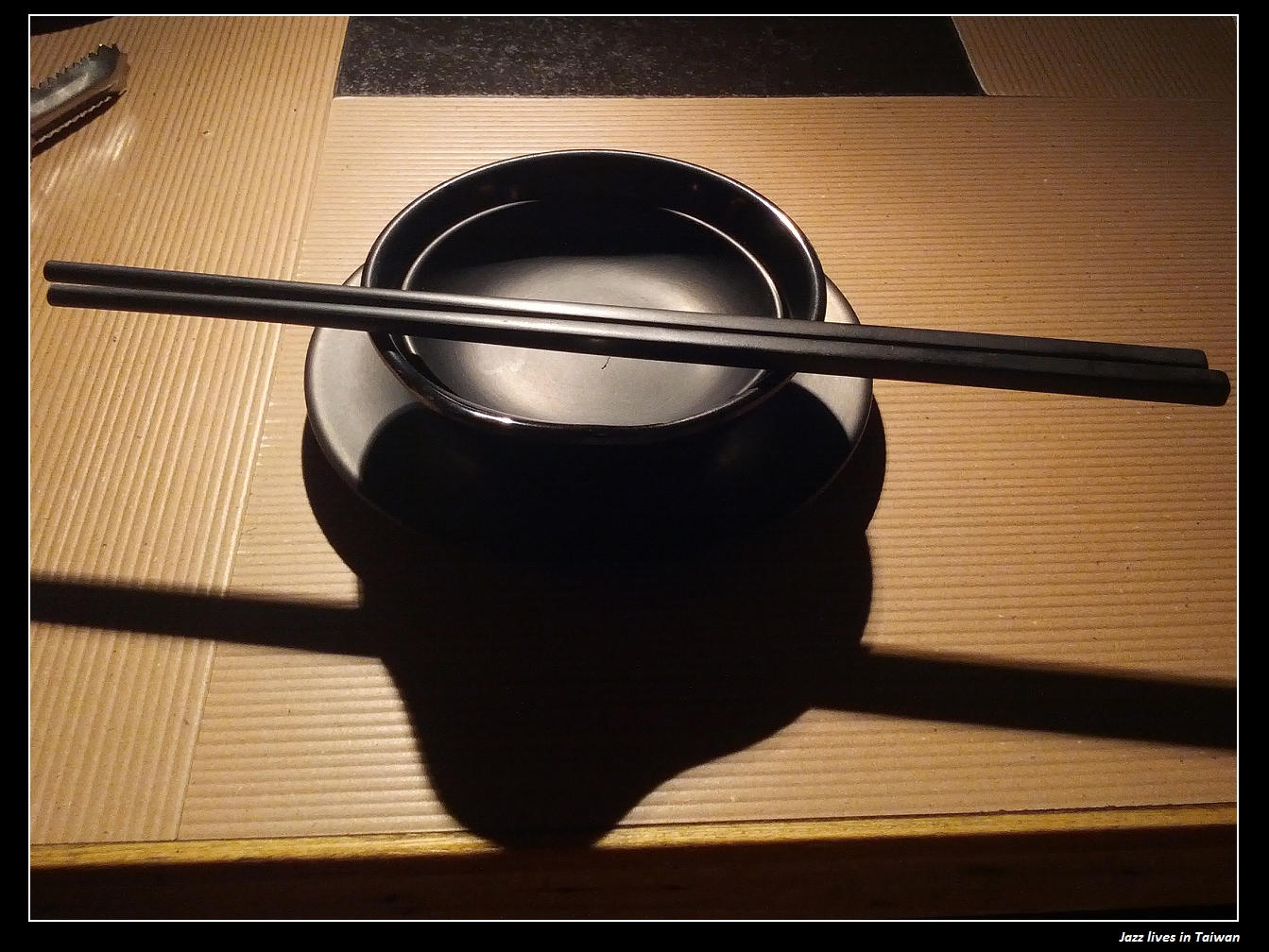 [三兩炭火燒肉]真真正正的炭火燒肉, 但是火沒有很旺, 烤得很慢, 吃不飽...