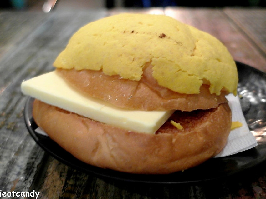 員林美食_喜喜茶室│員林火車站附近小吃,冰火菠蘿油、法蘭西多士都好罪惡阿~~ - 愛伊特candy的分享樂園