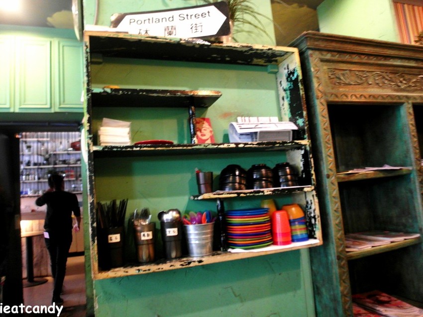 員林美食_喜喜茶室│員林火車站附近小吃,冰火菠蘿油、法蘭西多士都好罪惡阿~~ - 愛伊特candy的分享樂園