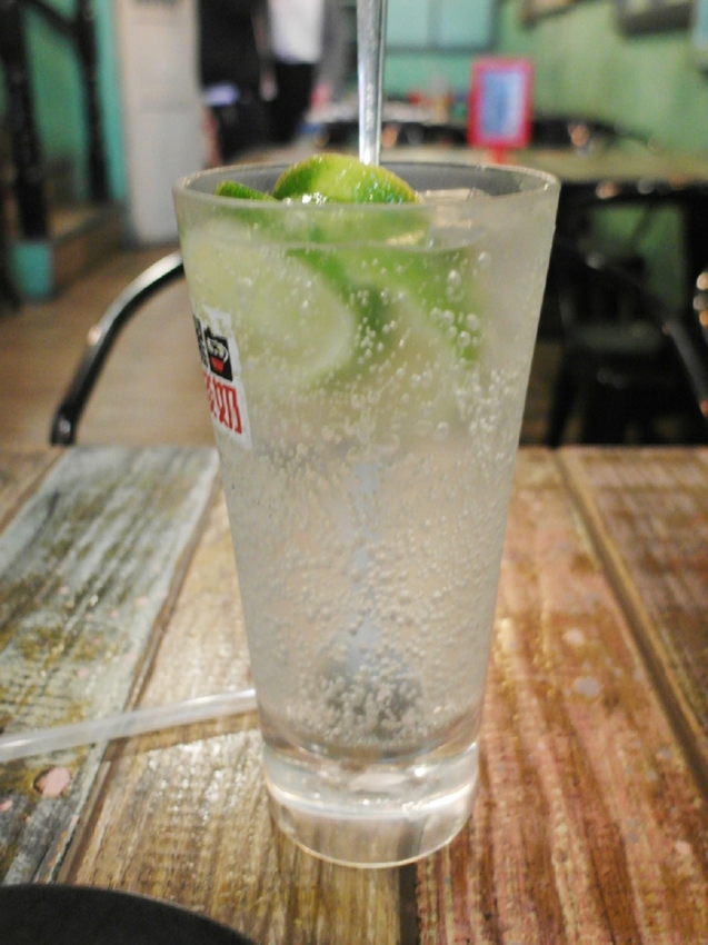 員林美食_喜喜茶室│員林火車站附近小吃,冰火菠蘿油、法蘭西多士都好罪惡阿~~ - 愛伊特candy的分享樂園