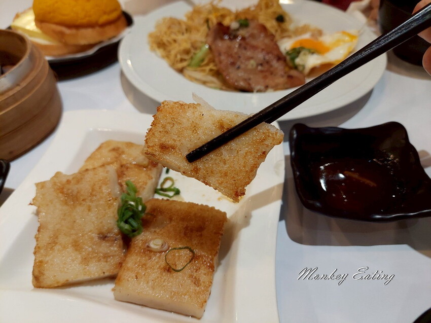 【彰化員林】喜喜茶室｜員林車站道地港式風味茶餐廳，平價港點飯麵食。聊天聚餐推薦 - 貪吃猴的幻想