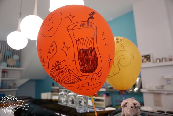 恬心朵朵Lily White Cafe(向上北路店):【星羽愛美食-台中】彰化名店開設台中分店,麻油猴頭菇燉飯特別又美味~恬心朵朵。 恬心朵朵Lily White Cafe(向上北路店):【星羽愛美食-台中】彰化名店開設台中分店,麻油猴頭菇燉飯特別又美味~恬心朵朵。