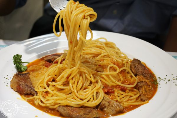 恬心朵朵Lily White Cafe(向上北路店):【星羽愛美食-台中】彰化名店開設台中分店,麻油猴頭菇燉飯特別又美味~恬心朵朵。 恬心朵朵Lily White Cafe(向上北路店):【星羽愛美食-台中】彰化名店開設台中分店,麻油猴頭菇燉飯特別又美味~恬心朵朵。