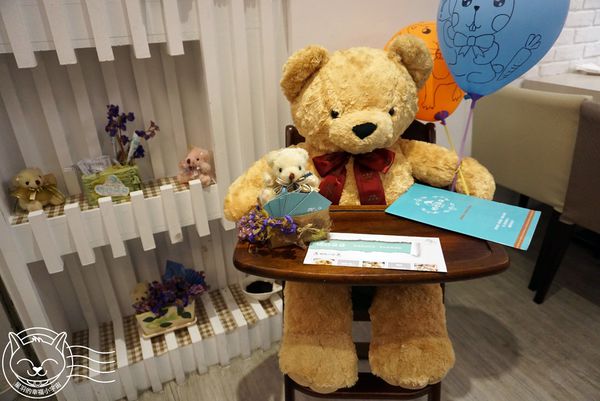 恬心朵朵Lily White Cafe(向上北路店):【星羽愛美食-台中】彰化名店開設台中分店,麻油猴頭菇燉飯特別又美味~恬心朵朵。 恬心朵朵Lily White Cafe(向上北路店):【星羽愛美食-台中】彰化名店開設台中分店,麻油猴頭菇燉飯特別又美味~恬心朵朵。