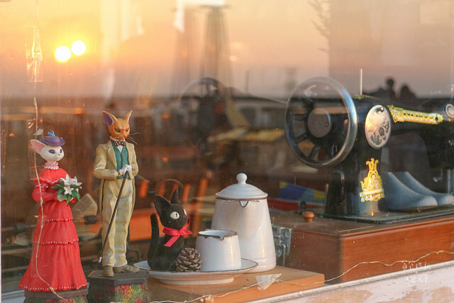 【台中景點】沙鹿。夕陽西下。無敵夜景。秋冬整排落羽松美不勝收｜MITAKA 3e CAFE