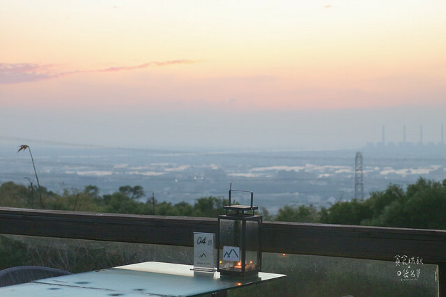 【台中景點】沙鹿。夕陽西下。無敵夜景。秋冬整排落羽松美不勝收｜MITAKA 3e CAFE