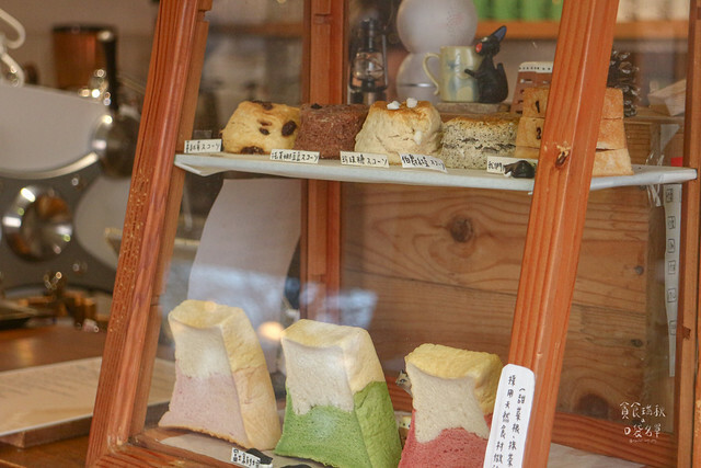 【台中景點】沙鹿。夕陽西下。無敵夜景。秋冬整排落羽松美不勝收｜MITAKA 3e CAFE