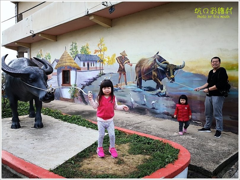 【桃園一日遊】坑口彩繪村．細膩畫風重現懷舊農村風情!機捷坑口站漫遊景點!