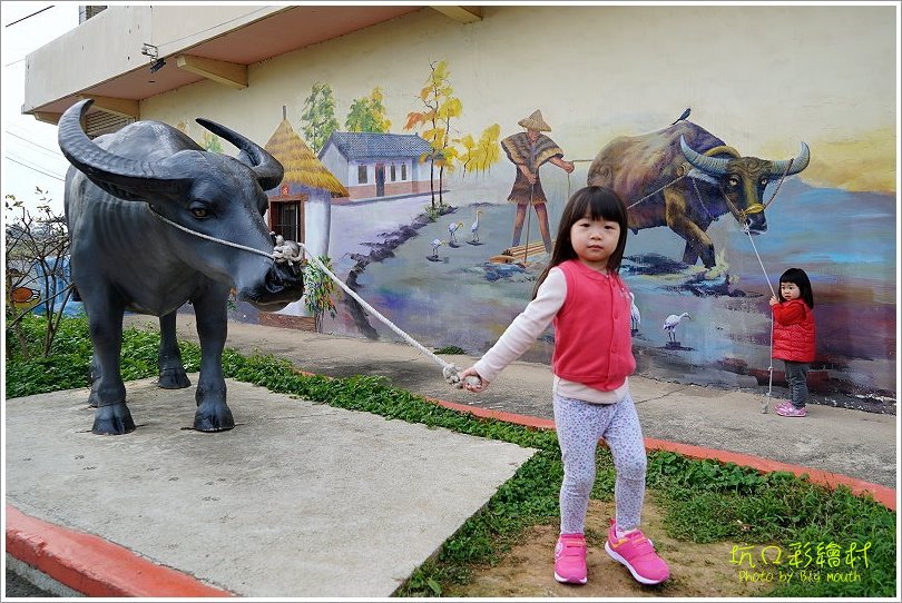 【桃園一日遊】坑口彩繪村．細膩畫風重現懷舊農村風情!機捷坑口站漫遊景點!