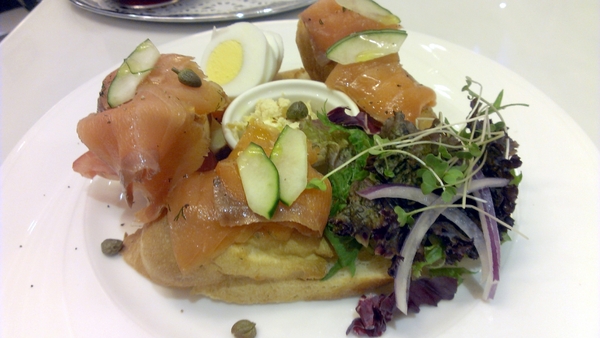 Kaffee Amadeus阿瑪迪斯咖啡館(板橋大遠百)：[食]Kaffee Amadeus阿瑪迪斯咖啡館(板橋大遠百店) 歐式經典下午茶