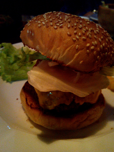 Willy's Grill葳苙二壘:【臺南Ω南區】Willy's Sport Restaurant 葳苙二壘。邊吃美式料理邊看球賽,聚會慶祝狂歡好選擇 Willy's Grill葳苙二壘:【臺南Ω南區】Willy's Sport Restaurant 葳苙二壘。邊吃美式料理邊看球賽,聚會慶祝狂歡好選擇