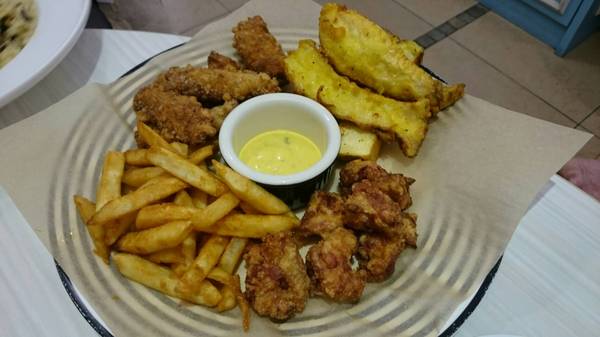 Perfume Dance 跳舞香水(漢神巨蛋店)：高雄漢神巨蛋~跳舞香水~好吃的蜜糖吐司~法式金磚~