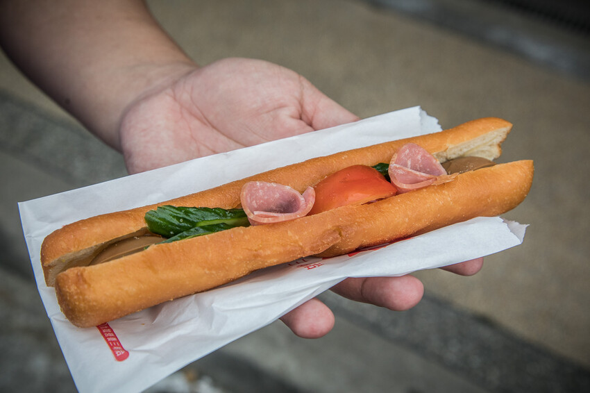 基隆市安樂區九如營養三明治(常一嚐)｜每次經過都會買！好吃現點現炸營養三明治，三份只要110元