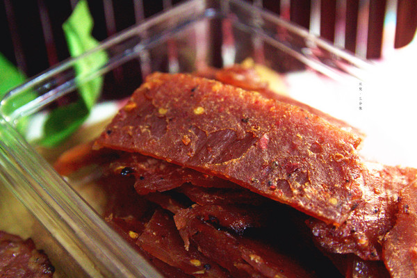 快車肉乾：【宅配。伴手禮】快車肉乾/肉紙  過年過節 伴手禮選擇之一  方便宅配團購