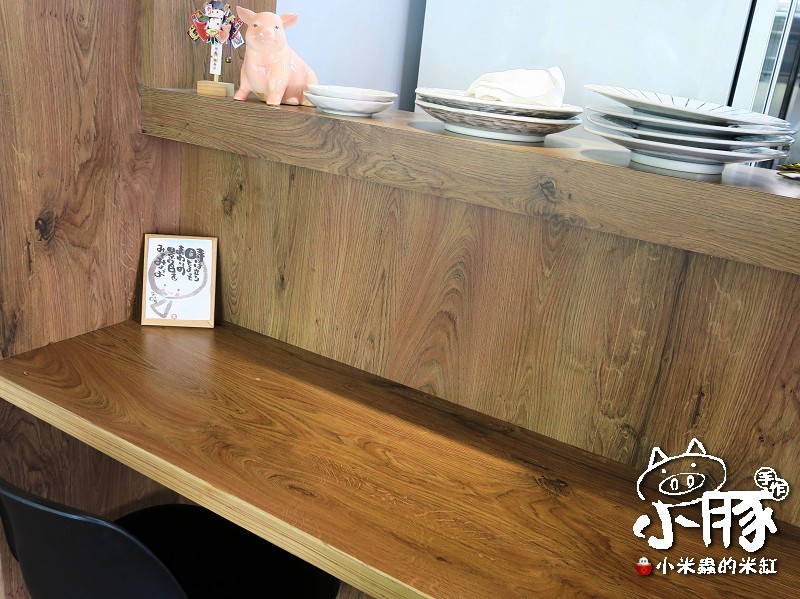 【台中美食】小豚輕食Kobuta Brunch~漢堡口味超驚奇，日式厚鬆餅超美味~♥♥♥