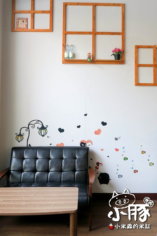 【台中美食】小豚輕食Kobuta Brunch~漢堡口味超驚奇，日式厚鬆餅超美味~♥♥♥