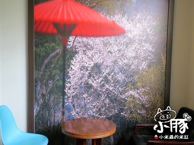 【台中美食】小豚輕食Kobuta Brunch~漢堡口味超驚奇，日式厚鬆餅超美味~♥♥♥