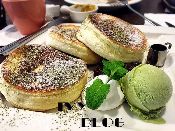 小豚手作鬆餅。輕食