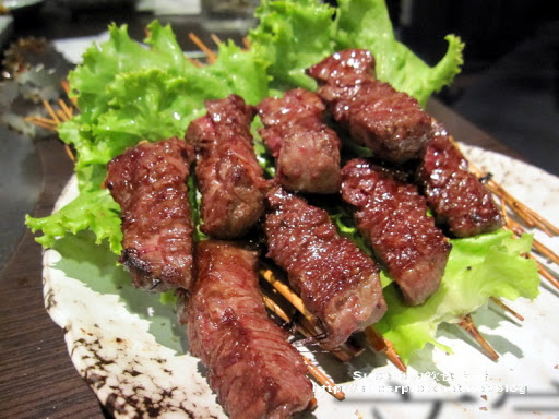 [餐廳食記]東區的MOE燃炭火燒肉之極品好肉