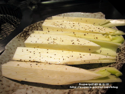 [餐廳食記]東區的MOE燃炭火燒肉之極品好肉