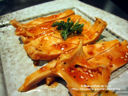 [餐廳食記]東區的MOE燃炭火燒肉之極品好肉