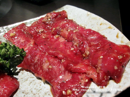 [餐廳食記]東區的MOE燃炭火燒肉之極品好肉