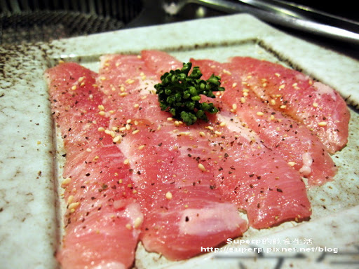 [餐廳食記]東區的MOE燃炭火燒肉之極品好肉
