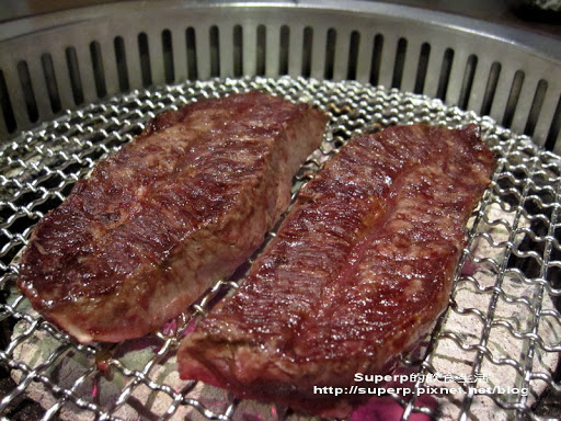 [餐廳食記]東區的MOE燃炭火燒肉之極品好肉