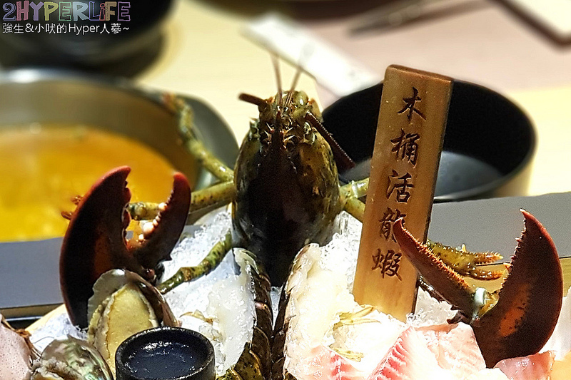 上澄鍋物,上澄鍋物2018,上澄鍋物2019,上澄鍋物菜單,台中好吃火鍋,台中日曜天地美食,台中火鍋推薦,台中美食,木桶活龍蝦,火鍋 龍蝦,龍蝦 @強生與小吠的Hyper人蔘~