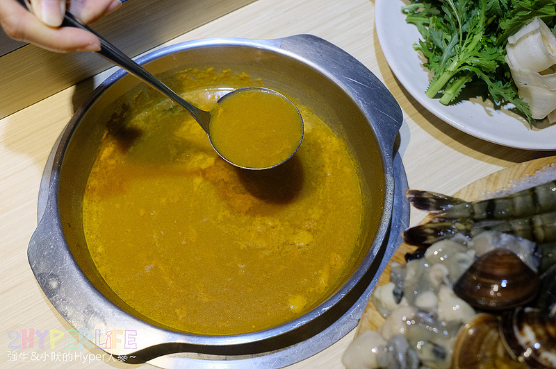 上澄鍋物,上澄鍋物2018,上澄鍋物2019,上澄鍋物菜單,台中好吃火鍋,台中日曜天地美食,台中火鍋推薦,台中美食,木桶活龍蝦,火鍋 龍蝦,龍蝦 @強生與小吠的Hyper人蔘~