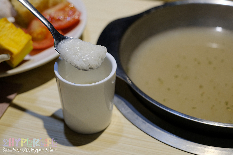 上澄鍋物,上澄鍋物2018,上澄鍋物2019,上澄鍋物菜單,台中好吃火鍋,台中日曜天地美食,台中火鍋推薦,台中美食,木桶活龍蝦,火鍋 龍蝦,龍蝦 @強生與小吠的Hyper人蔘~