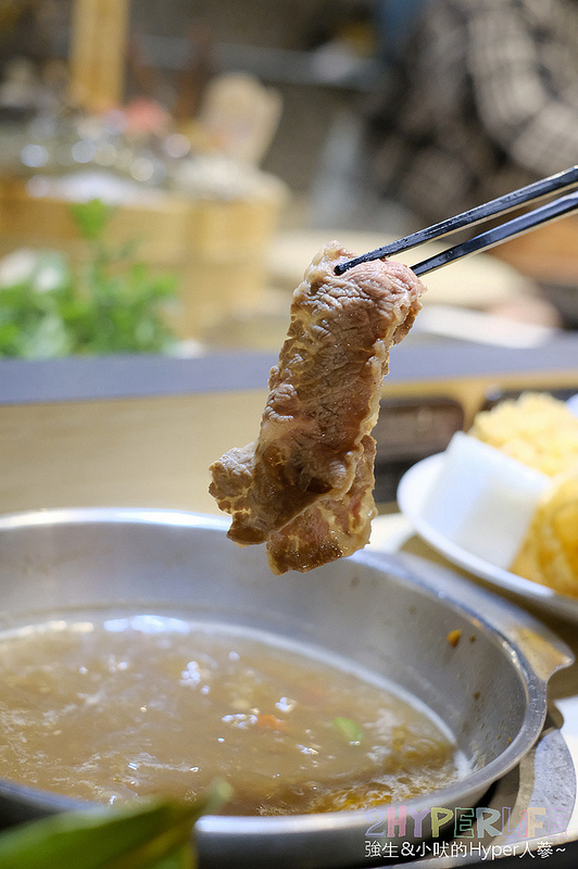 上澄鍋物,上澄鍋物2018,上澄鍋物2019,上澄鍋物菜單,台中好吃火鍋,台中日曜天地美食,台中火鍋推薦,台中美食,木桶活龍蝦,火鍋 龍蝦,龍蝦 @強生與小吠的Hyper人蔘~