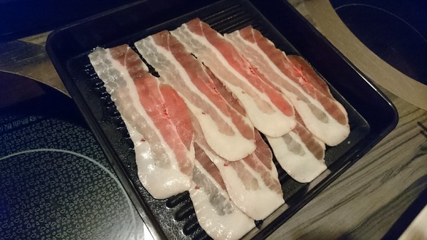 鬥牛士二鍋：高雄(大順店)~鬥牛士二鍋~壽喜燒鍋物~吃到飽餐廳~肉食主義者趕緊來朝聖吧~