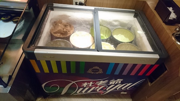 鬥牛士二鍋：高雄(大順店)~鬥牛士二鍋~壽喜燒鍋物~吃到飽餐廳~肉食主義者趕緊來朝聖吧~